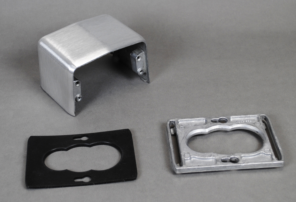 525 Series Service Fitting Housing