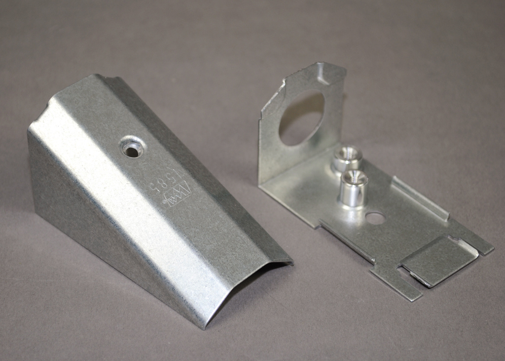 1500 Series Overfloor Raceway Combination Connector