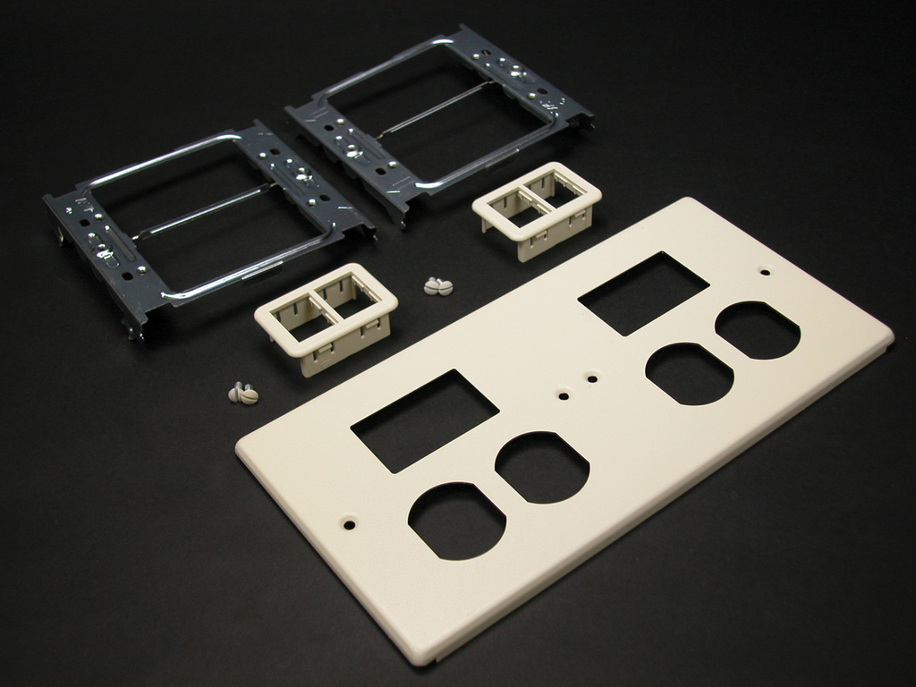 4047 Four-Gang Cover Two Duplex and Two TracJack Mini Adapters