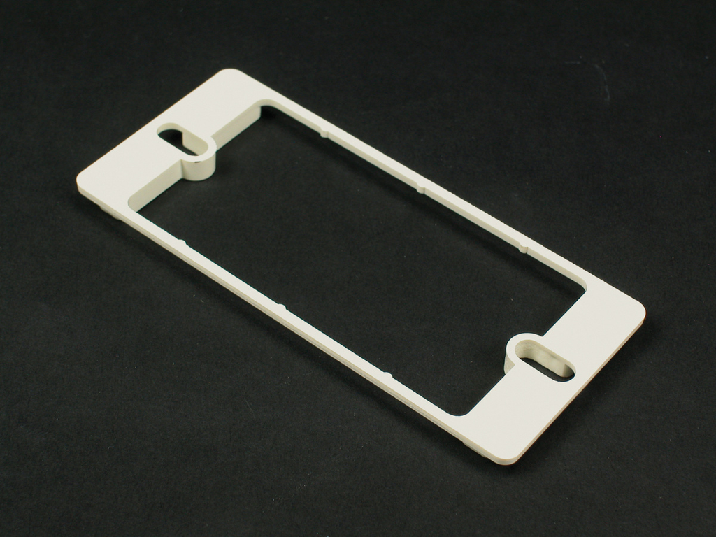 5500 Rectangular Spacer Fitting