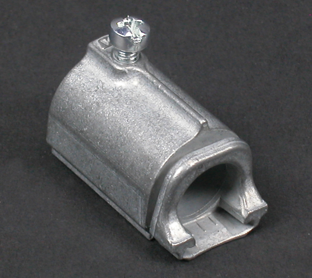 500/700 EMT Connector Fitting