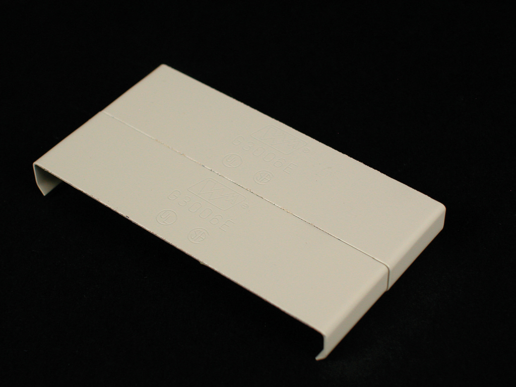 3000 Cover Clip Fitting
