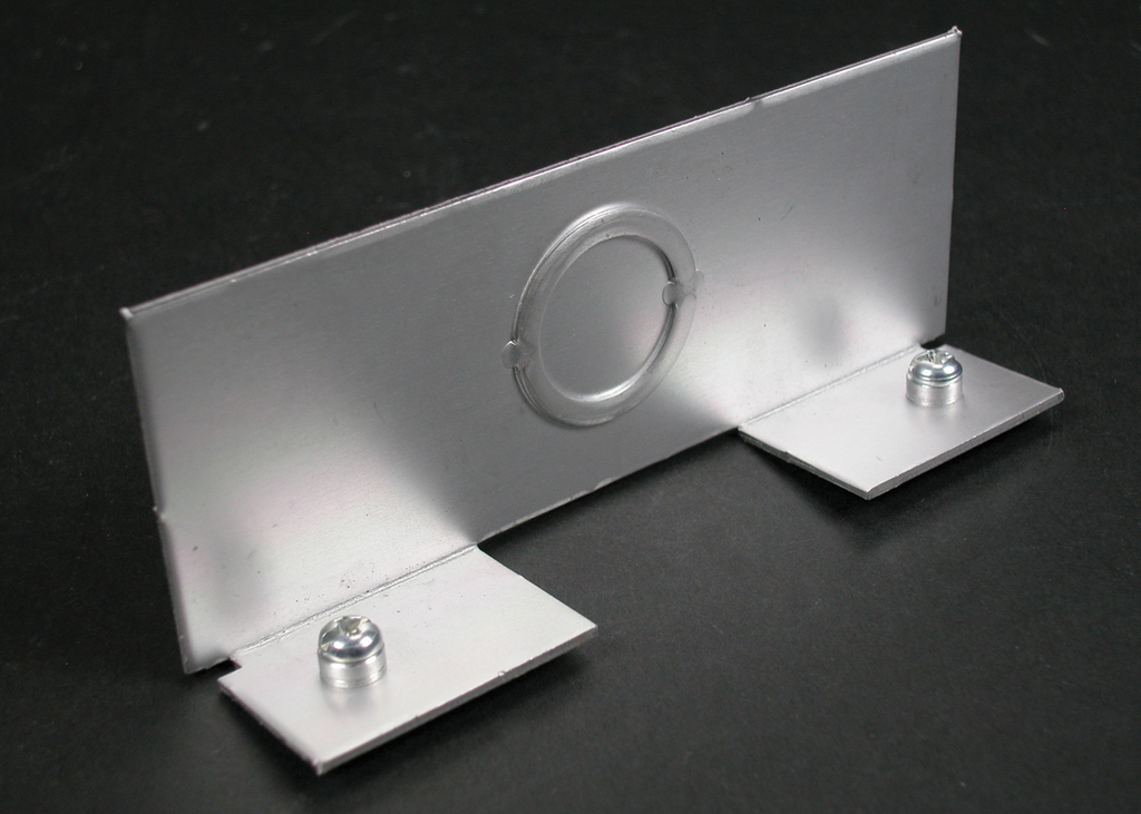AL5200 Large Multi-Channel Raceway Entrance End Fitting