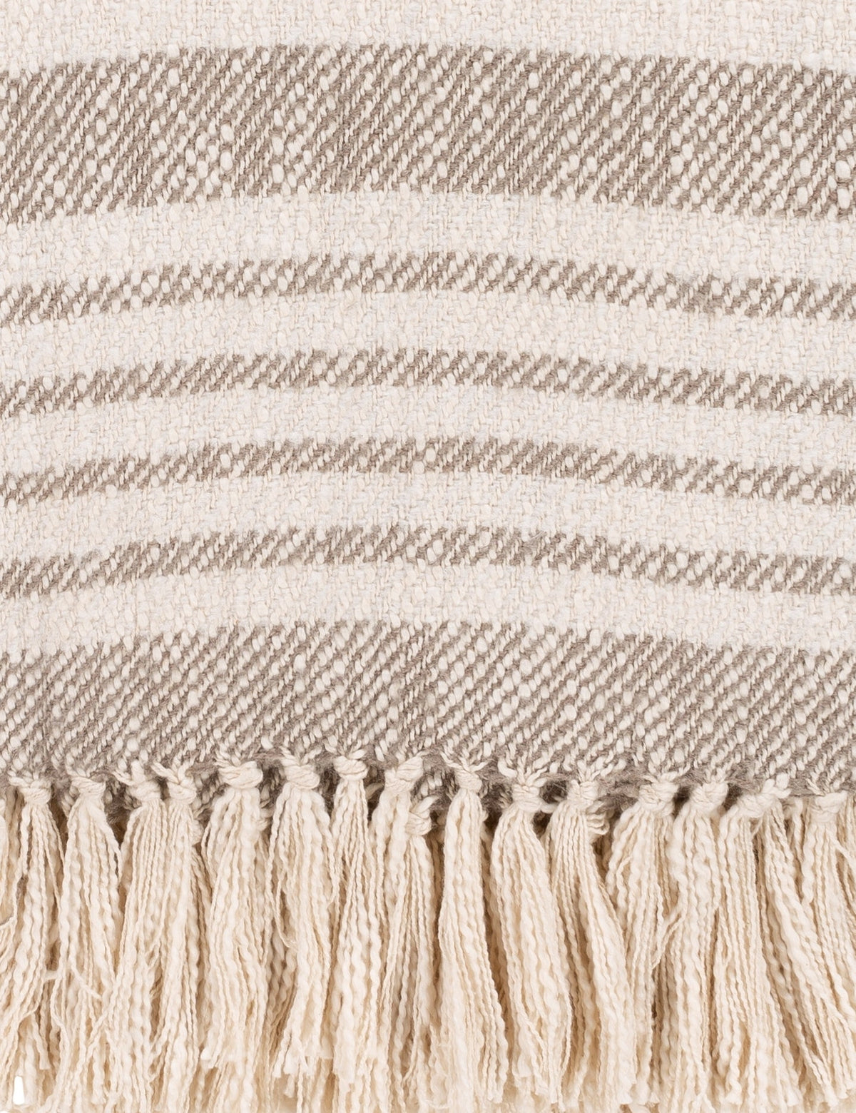 Elulia Throw