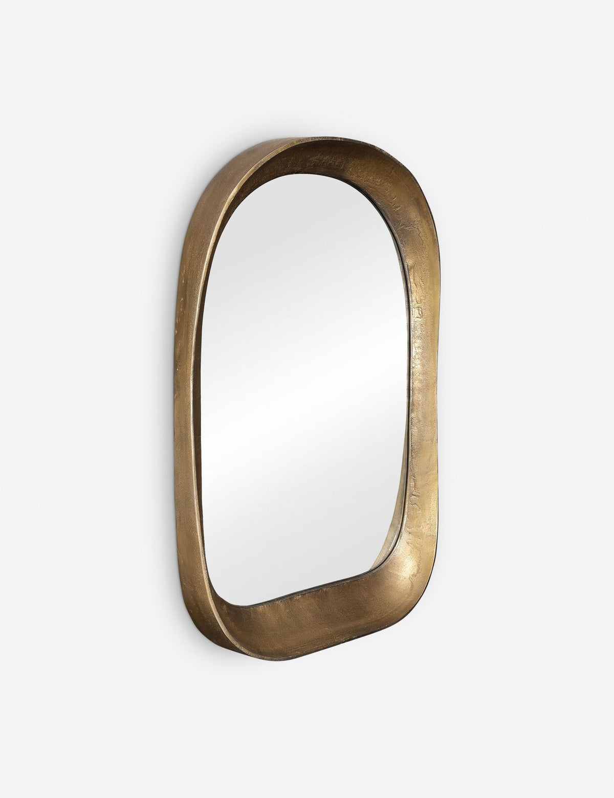 Nylah Mirror