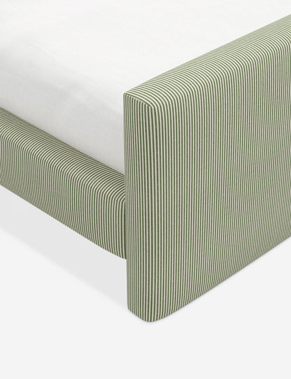 Halloway Platform Bed