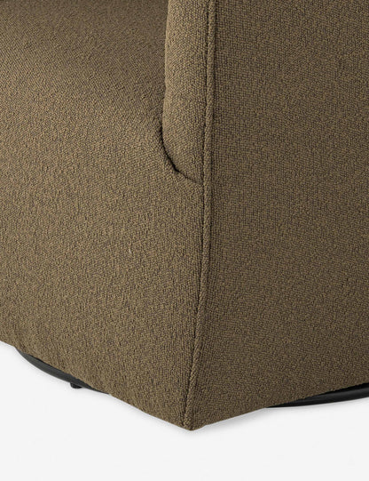 Lilith Swivel Chair