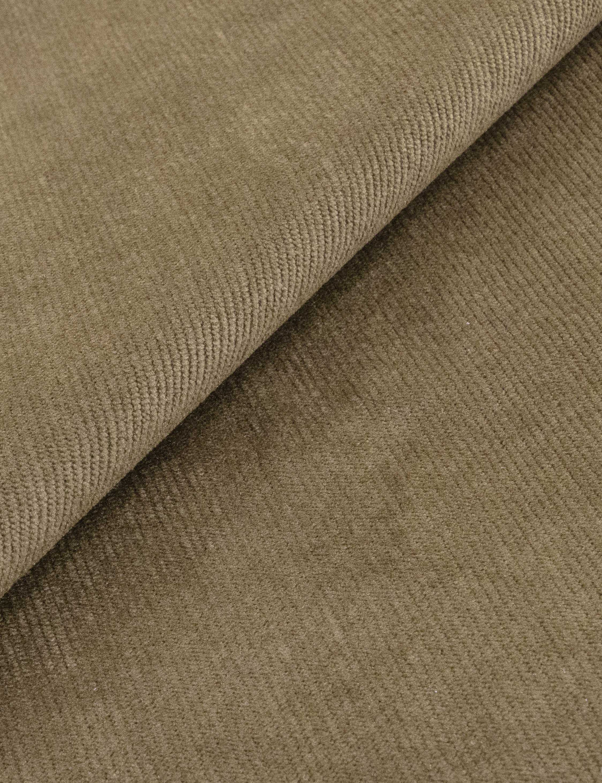Lois Swivel Chair