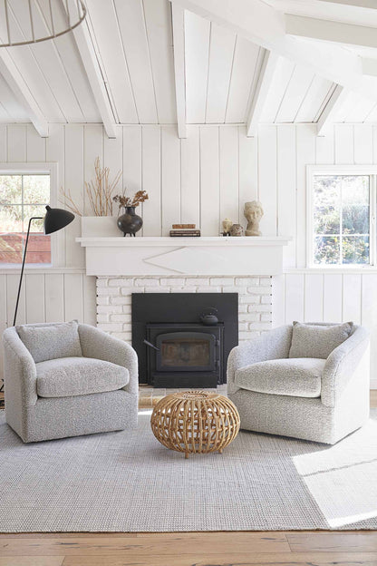 Ren Swivel Chair