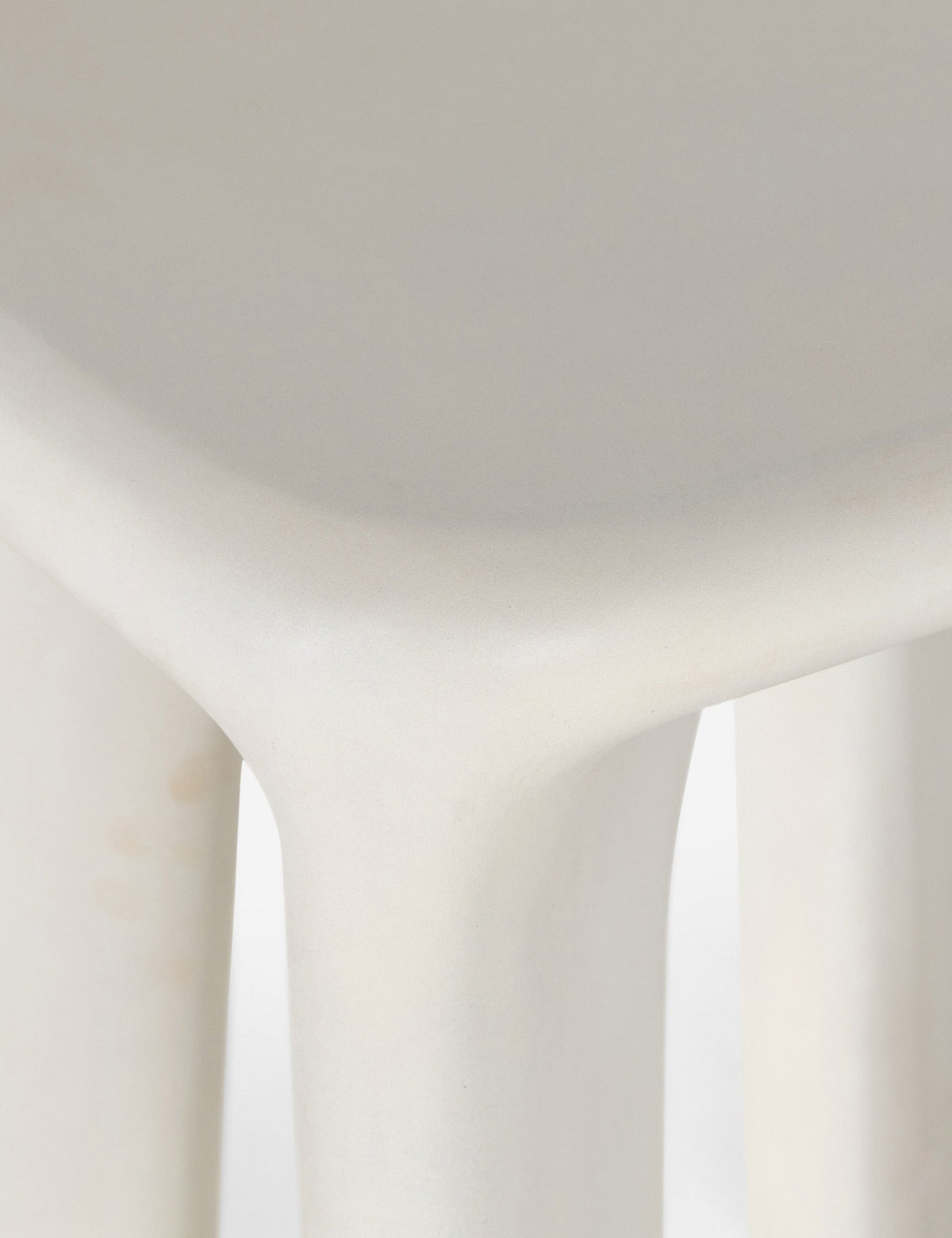 Carmona Side Table