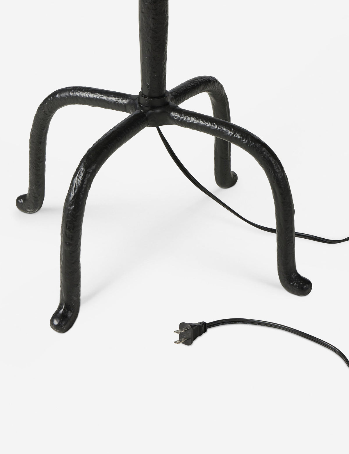 Winry Floor Lamp
