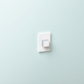 adorne® Gloss White 1-Gang Screwless Wall Plate with Microban®