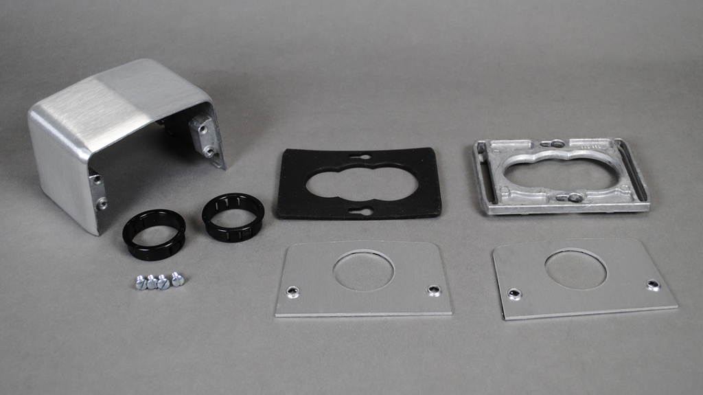 525 Series Four-Piece Communication Service Fitting