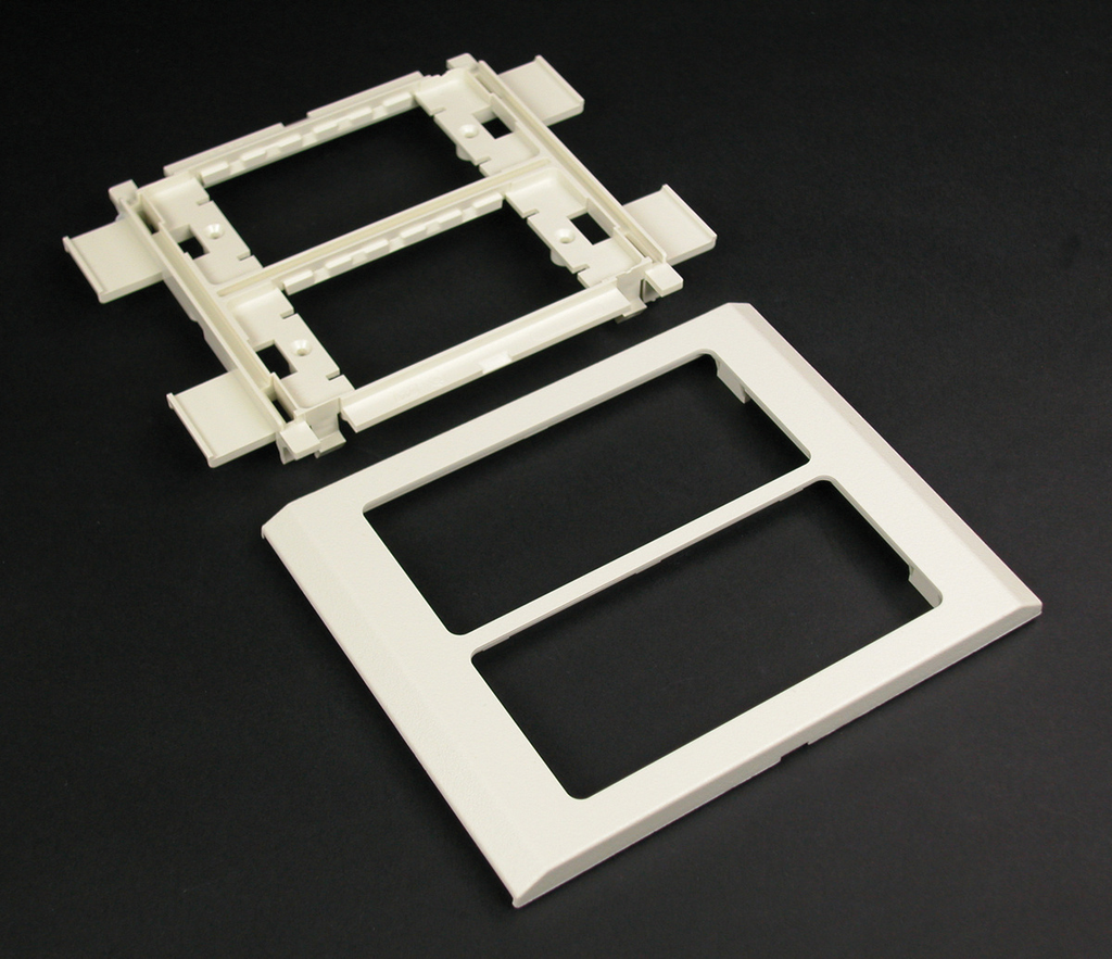 4000 Device Mounting Bracket Fitting