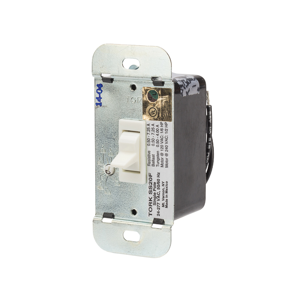 18 Hr Wall Timer 60W 24-277V White Flash