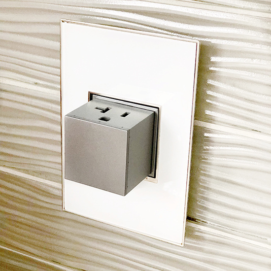adorne® Gloss White 1-Gang Screwless Wall Plate with Microban®