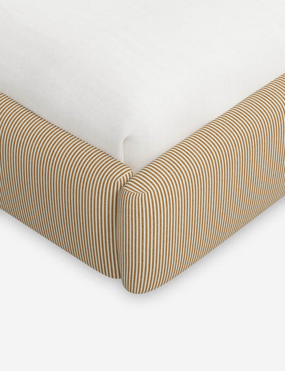 Nabiha Platform Bed