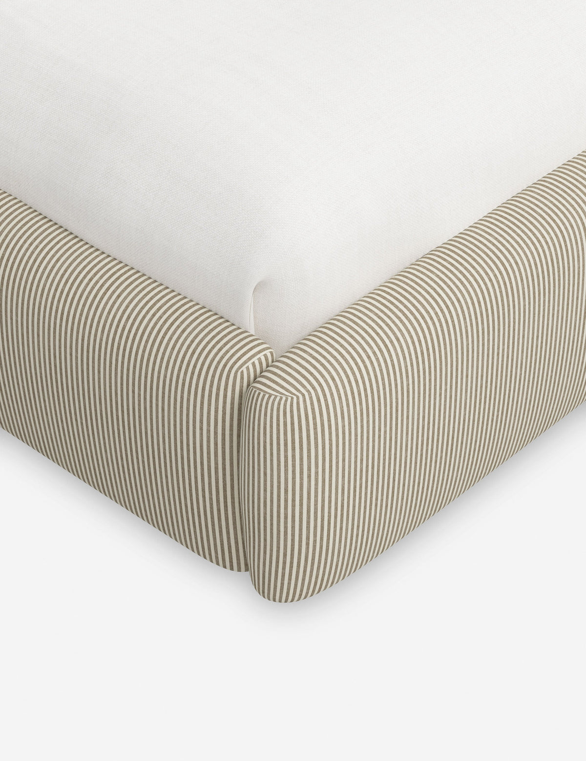 Nabiha Platform Bed