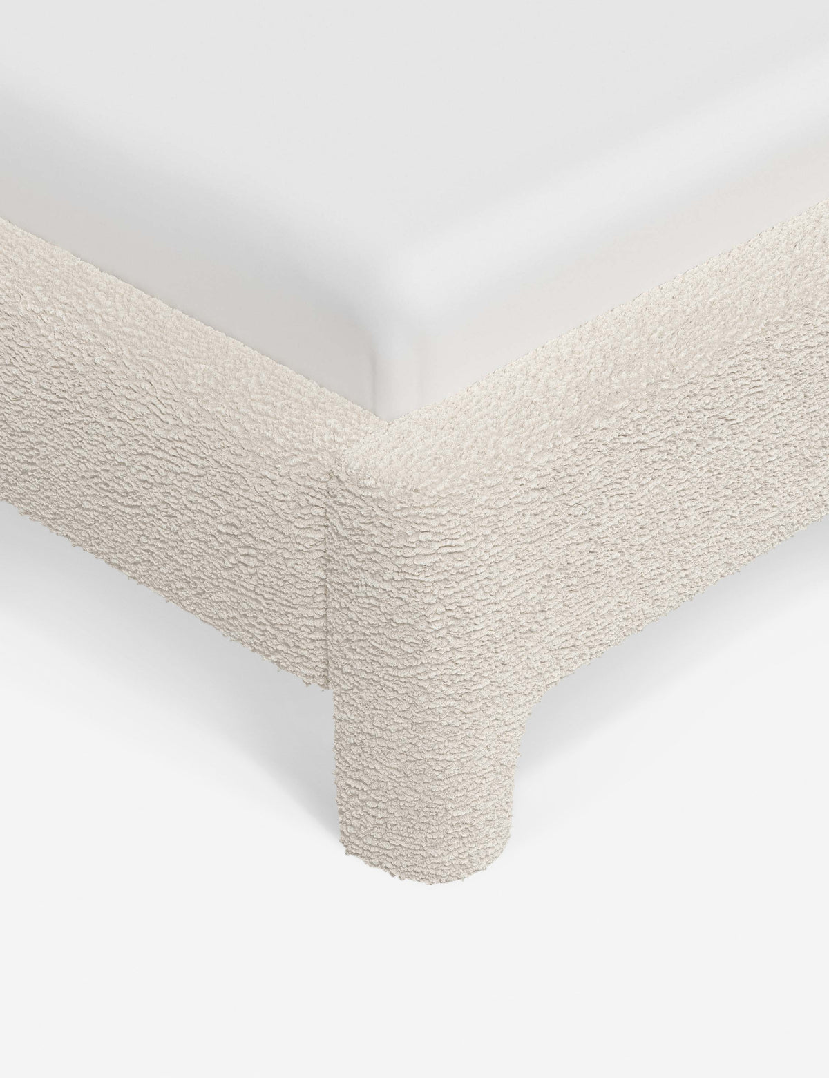 Kaisley Platform Bed