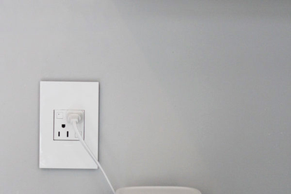 adorne® Gloss White 1-Gang Screwless Wall Plate with Microban®