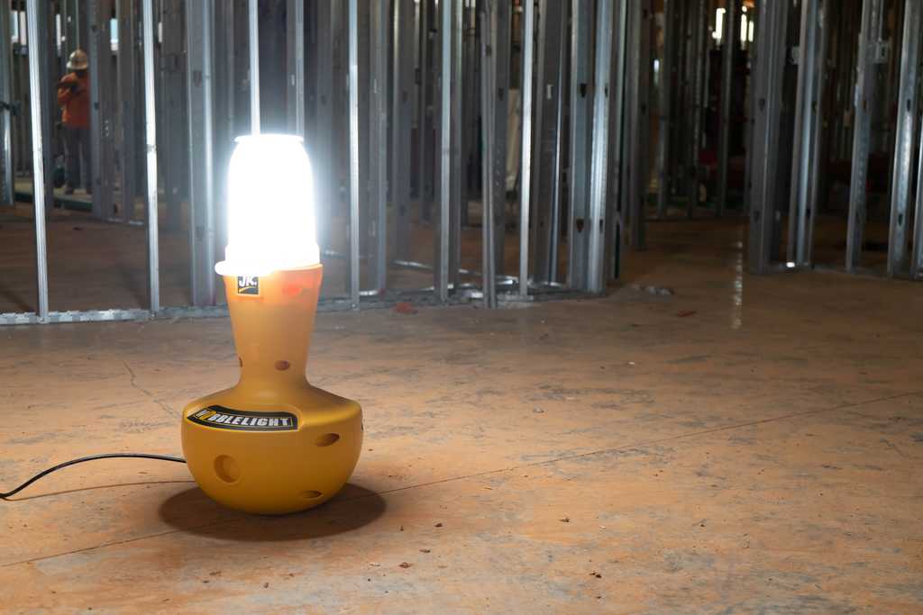 111206 - Wobblelight 27 80W LED