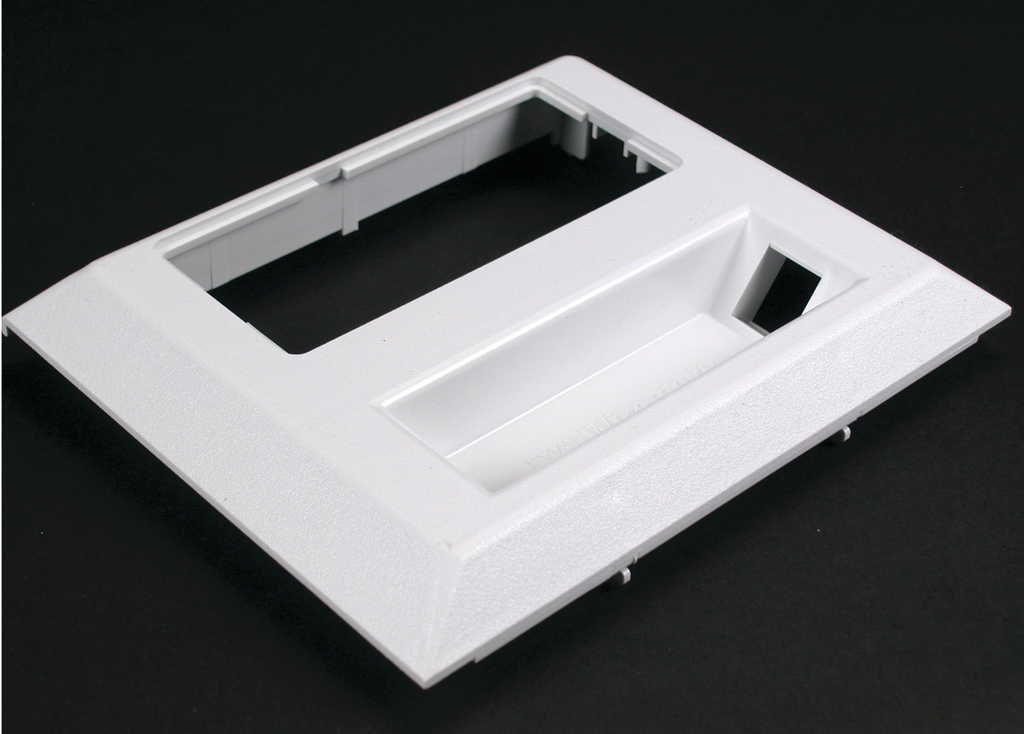 Access 5000 Device Plate Fitting