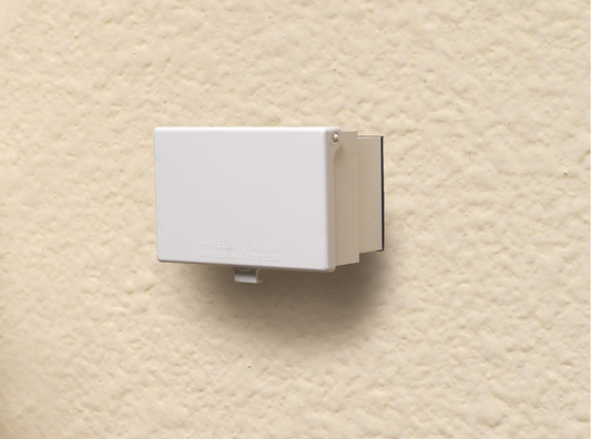 1 Gang Low Profile, IN and OUT cover for new and existing construction. Weatherproof in-use. Meets extra-duty code requirements when cord is plugged in. UV rated plastic. Horizontal. Color - White, Paintable