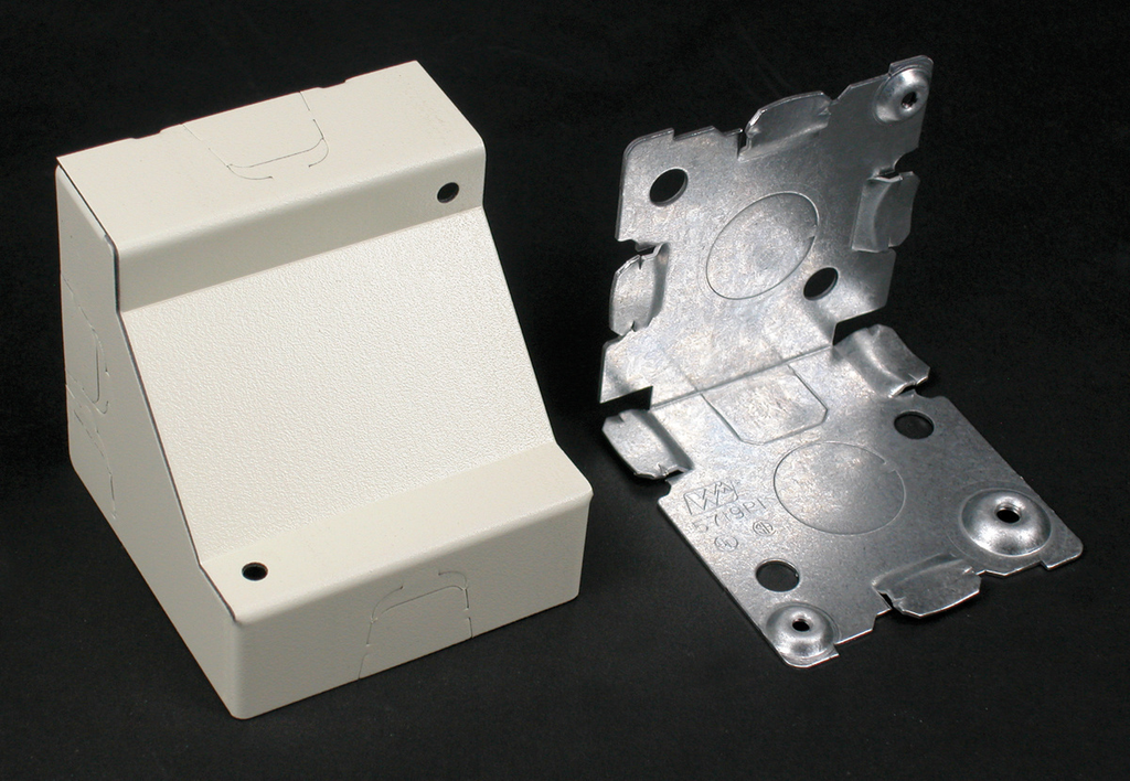 500/700 Corner Box Fitting