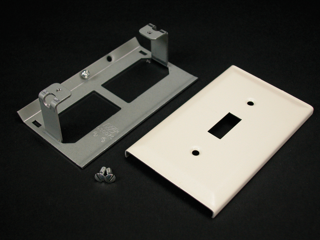 3000 Switch Cover Fitting