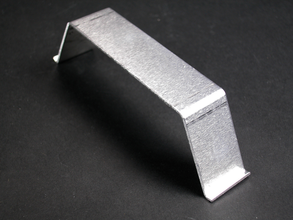 AL5200 Large Multi-Channel Raceway Wire Clip Fitting
