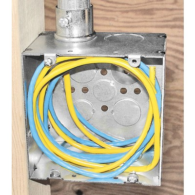 72181-1-1/4 - Welded Junction Box 3" Deep 1-1/4" KOs, 4-11/16", 25 Pak