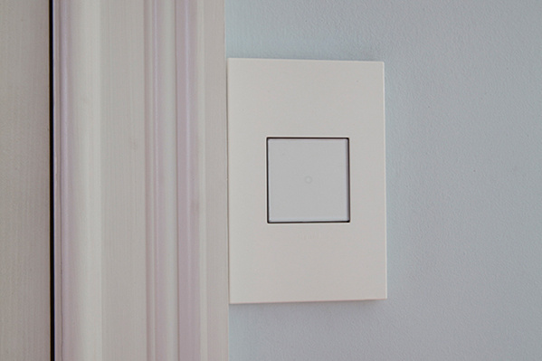 adorne® Gloss White 1-Gang Screwless Wall Plate with Microban®