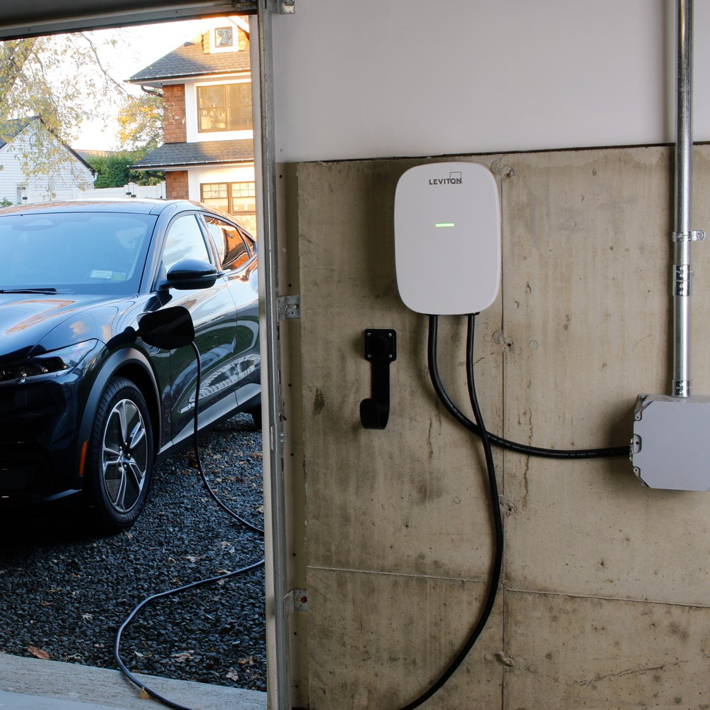 32 Amp Level 2 Electric Vehicle Charging Station - EV Series