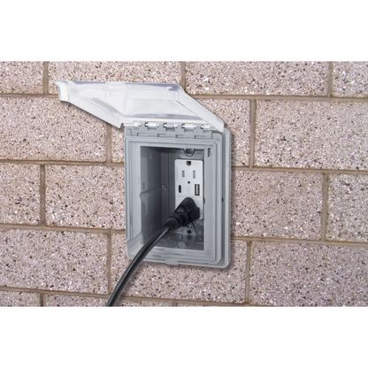 15A/125V Tamper Resistant/Weather Resistant Duplex Receptacle & Type A & C USB Ports, White