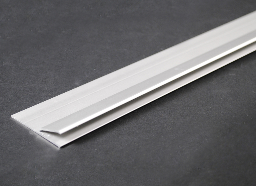 AL5200 Large Multi-Channel Raceway Divider Fitting