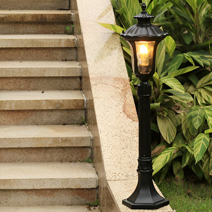 Vintage Classic Black LED Outdoor Lawn Post Light with Water Glass Lens
