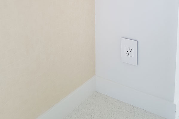 adorne® 15A Dual Tamper-Resistant Outlet, White