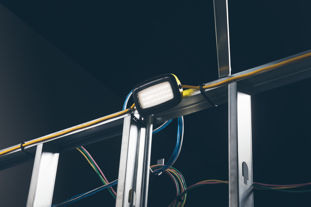 7165SW - 100' LED String Lights