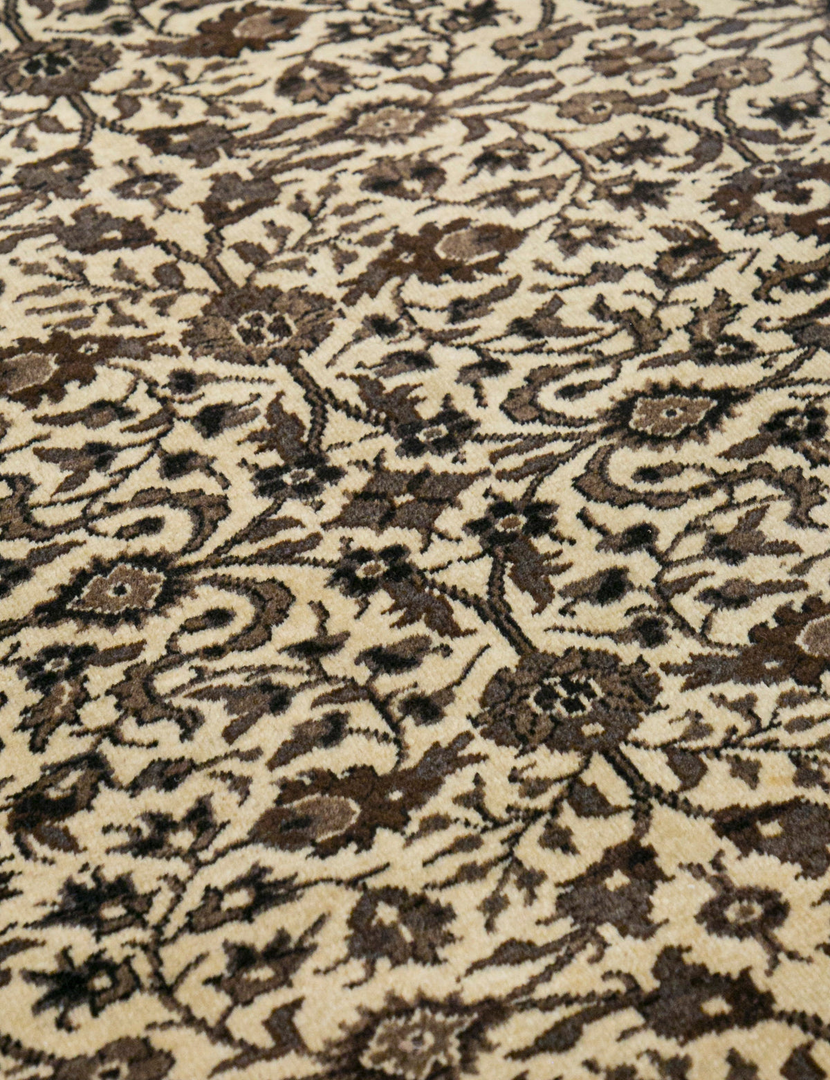 Vintage Turkish Hand-Knotted Wool Rug No. 458, 4'11" x 7'3"