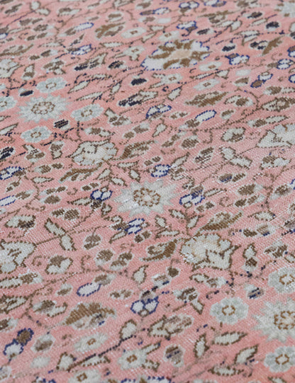 Vintage Turkish Hand-Knotted Wool Rug No. 591, 4'8" x 6'10"