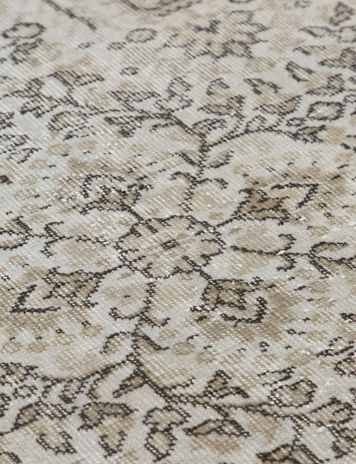 Vintage Turkish Hand-Knotted Wool Rug No. 595, 3'3" x 6'6"