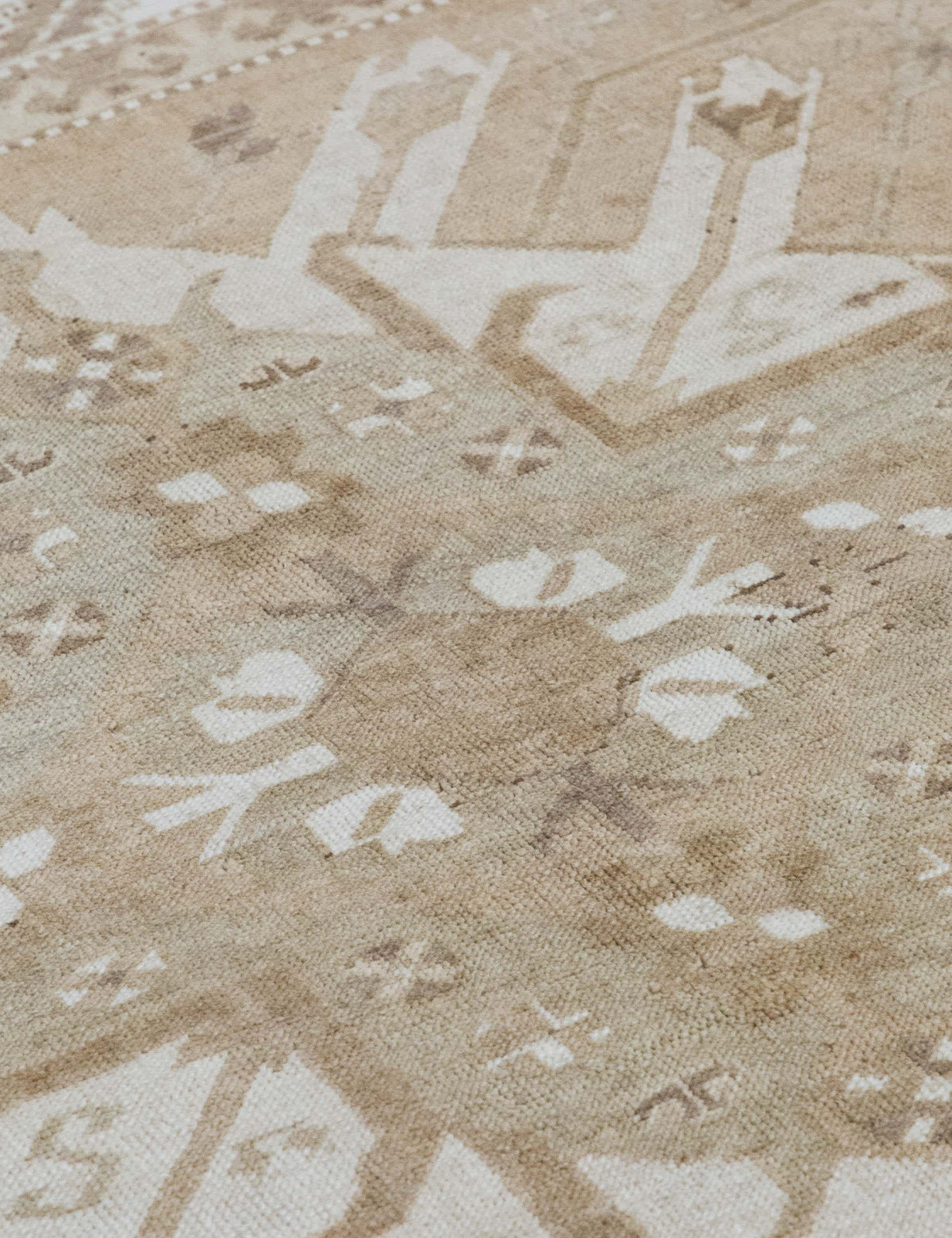Vintage Turkish Hand-Knotted Wool Rug No. 603, 6'1" x 9'9"