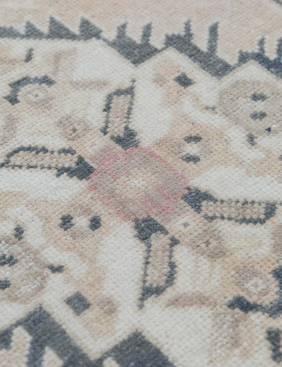 Vintage Turkish Hand-Knotted Wool Mini Rug No. 321, 1'8" x 3'3"