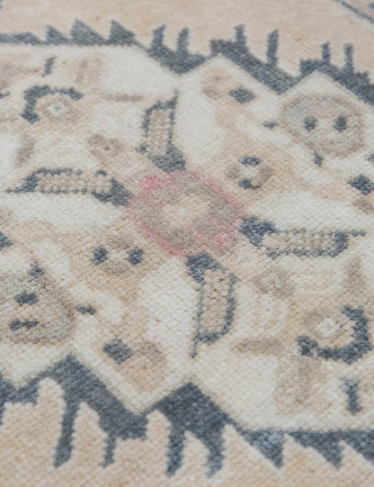 Vintage Turkish Hand-Knotted Wool Mini Rug No. 322, 1'8" x 3'2"