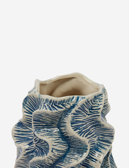 Anwen Vase