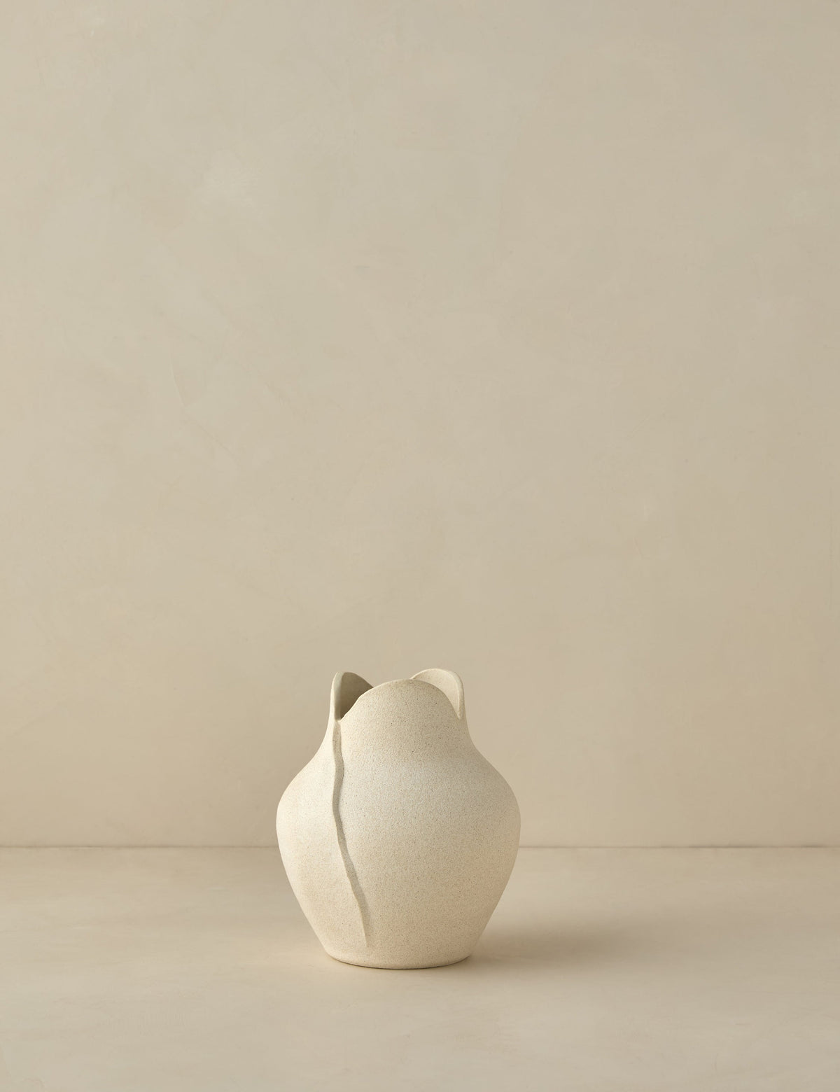Amelia Vase by dumæ
