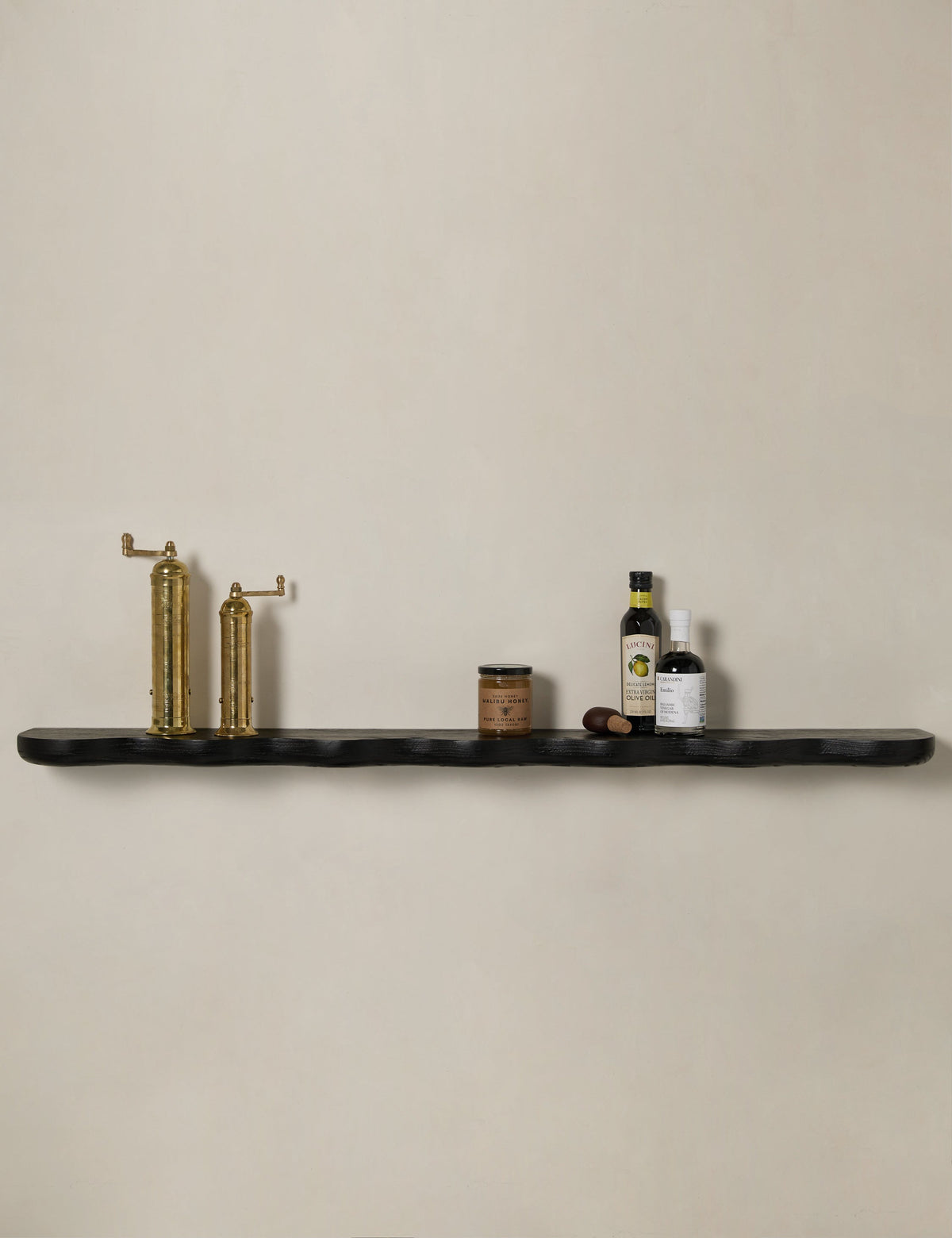 Cario Shelf