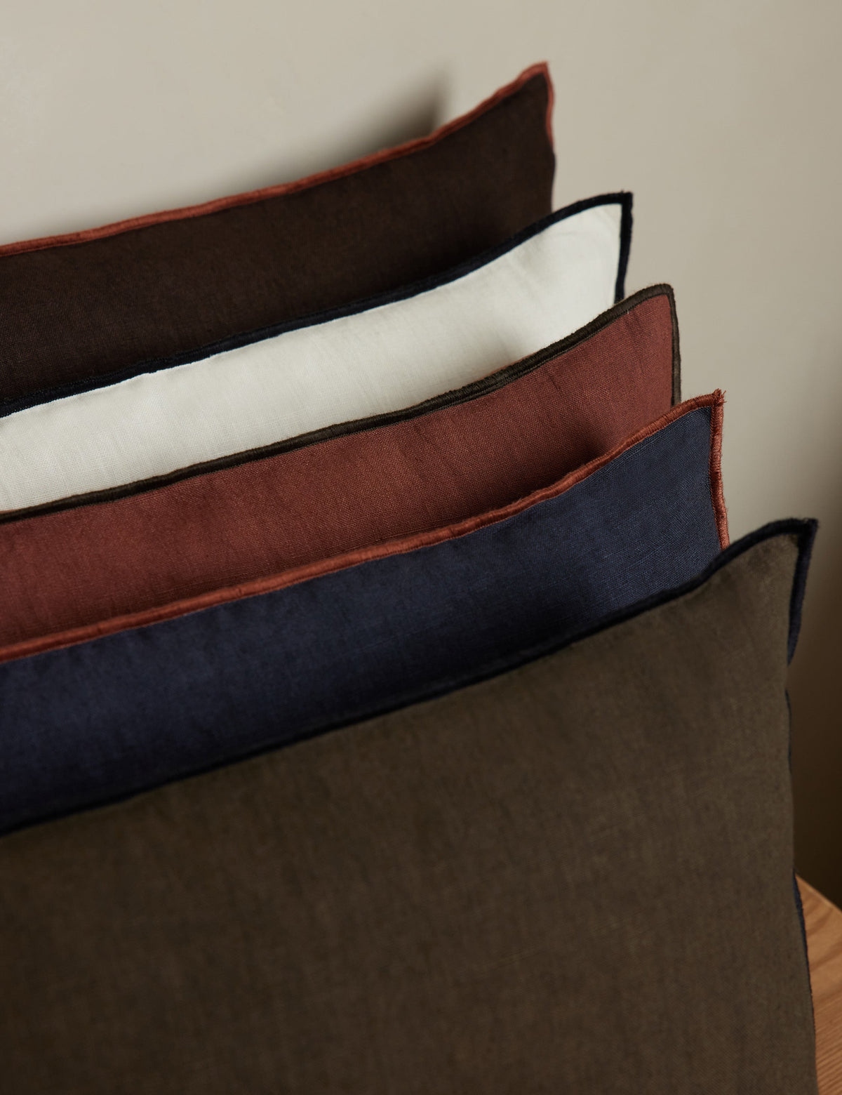 Carys Contrast Linen Pillow