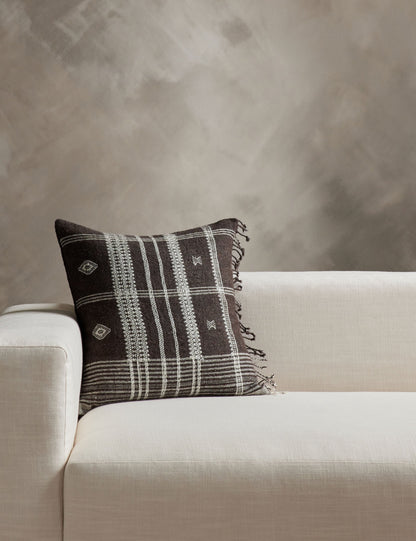 Kavia Pillow