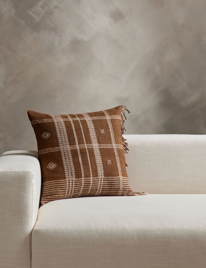Kavia Pillow